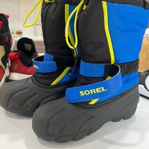 Kids Sorel Flurry Padded, Drawstring Weather Boots